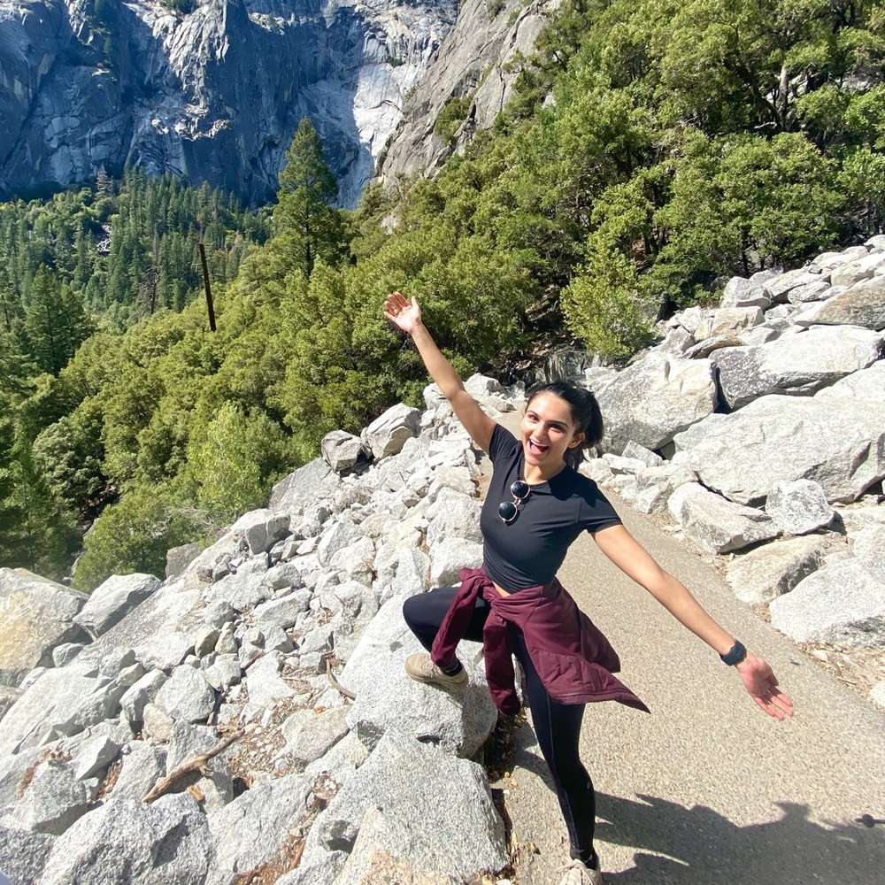 Meet your Posher, Doniya